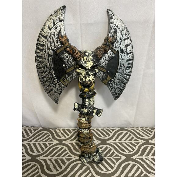 Halloween Double-Bladed Skull Horns Battle Axe Costume Accessory Disguise Inc. - Picture 2 of 3